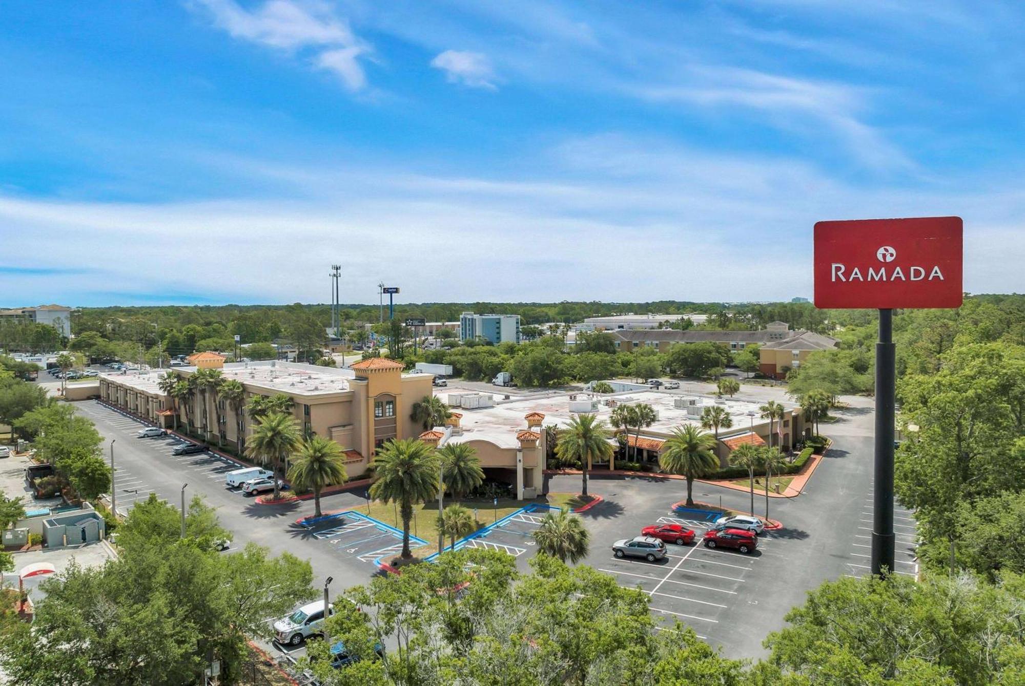 Ramada By Wyndham Jacksonville I-95 By Butler Blvd Exterior photo